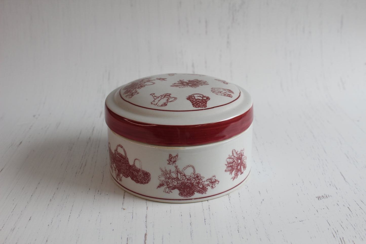 Vintage Red & White Garden Motif Ceramic Dish with Lid