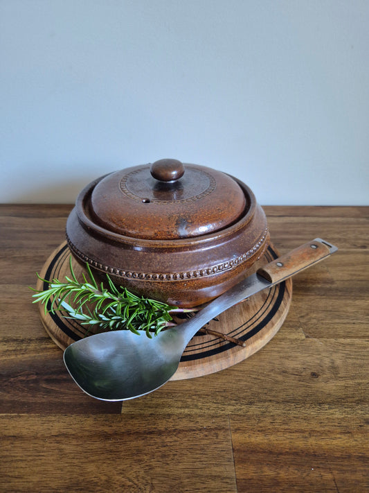 Bendigo Pottery Casserole Dish with Lid